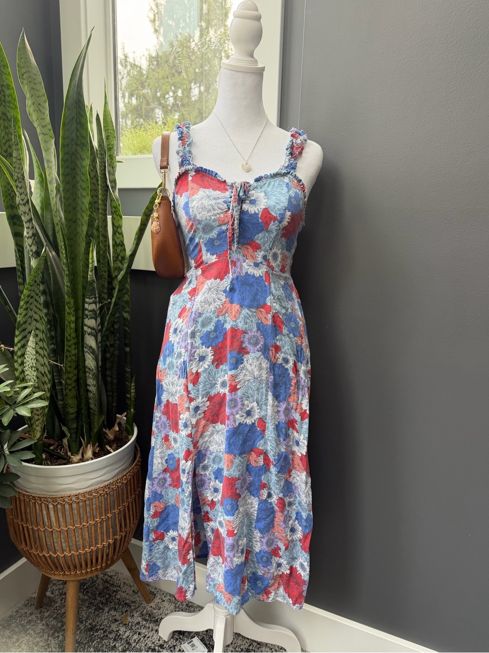 Japna Floral Midi Dress